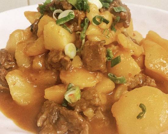 M05. Beef Brisket Stewed with Potatoes压锅牛腩炖土豆